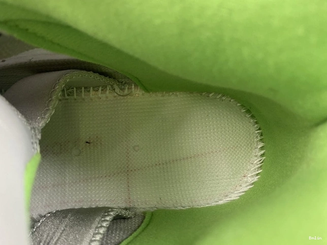Bmlin 5 Jordan Retro (2022) Bean DM9014-003 Green 0825